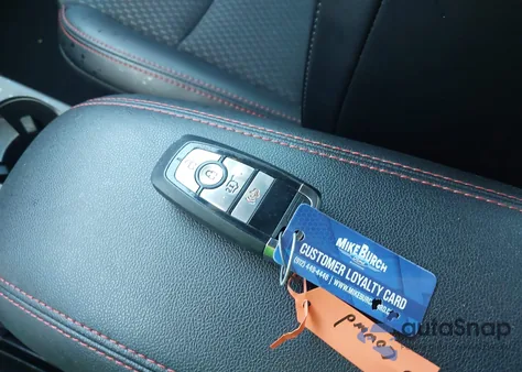 2024 Ford Escape St-Line z USA, uszkodzony, nr VIN 1FMCU0MN4RUA68441